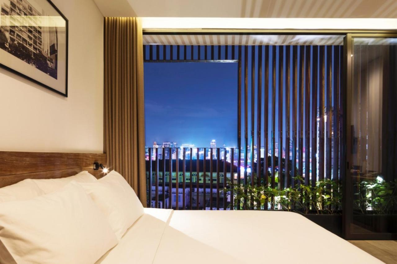 Triple E Fine Art Museum Hotel
