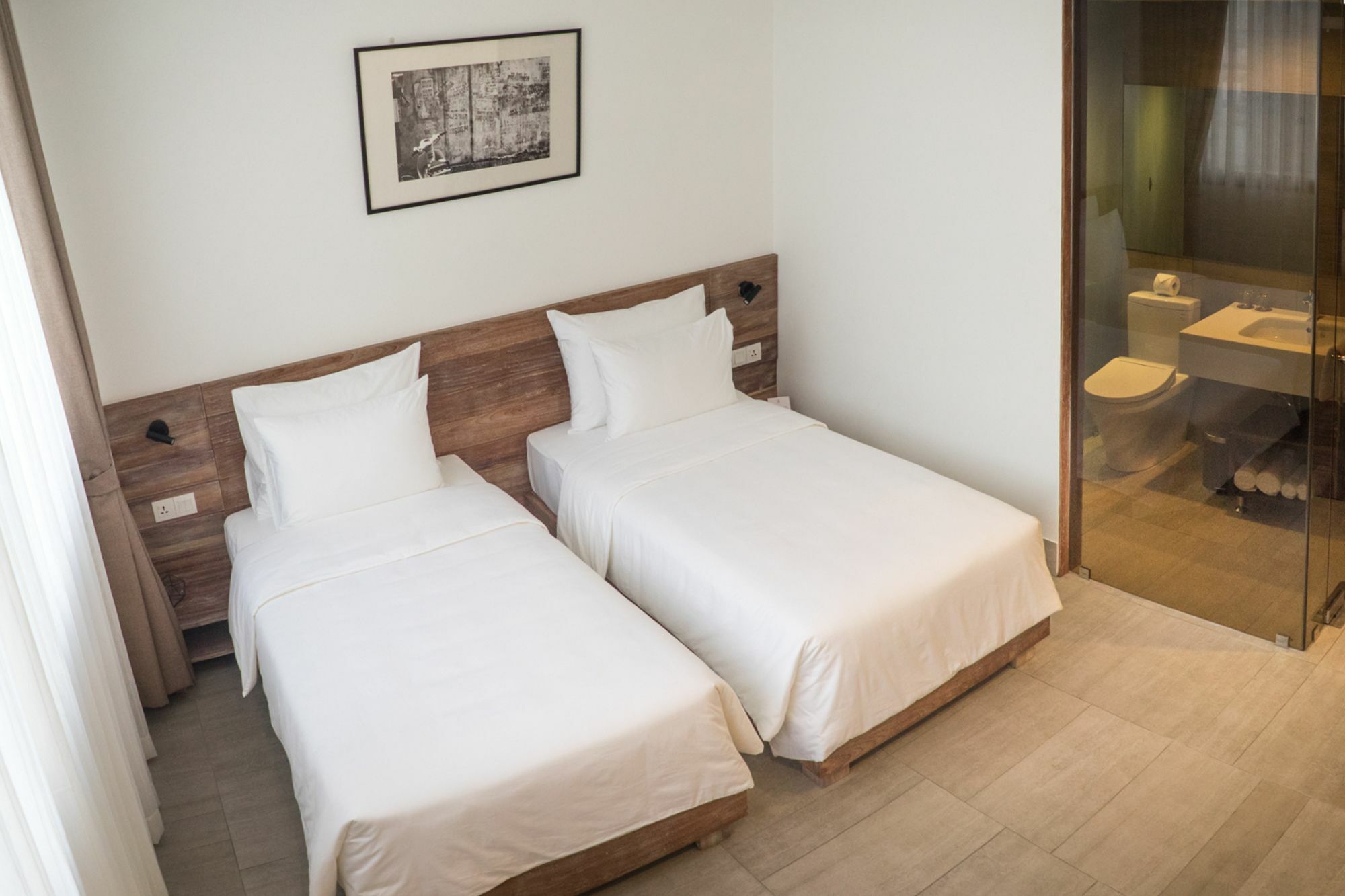 Hotel Triple E Fine Art Museum Ho Chi Minh City